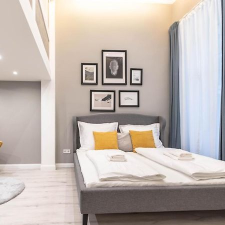 Assea Elegant Apartment With 2 Bedroom In Downtown Budapesta Exterior foto
