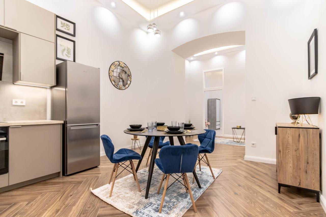 Assea Elegant Apartment With 2 Bedroom In Downtown Budapesta Exterior foto